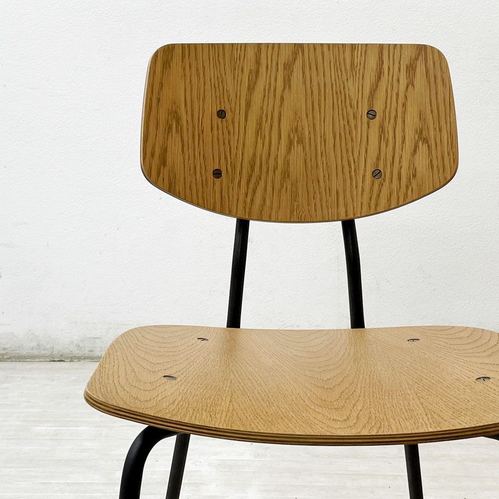トラックファニチャー TRUCK FURNITURE スット ダイニングチェア SUTTO DINING CHAIR 板座 オーク材 定価：￥ 55,000- B ●