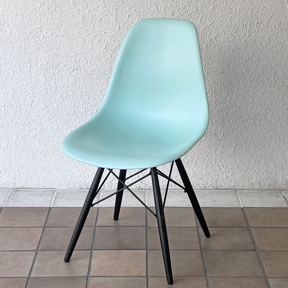 ハーマンミラー HermanMiller サイドシェルチェア ドゥエルレッグ DSW アクアスカイ × エボニー ポリプロピレン製 イームズ ミッドセンチュリー ◇