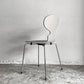 フリッツハンセン Fritz Hansen アントチェア ANT CHAIR 4本脚 ディープクレイ カラードアッシュ アルネ・ヤコブセン デンマーク 美品 ■