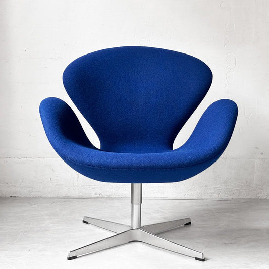 フリッツハンセン Fritz Hansen スワンチェア SWAN ラウンジチェア ブルー ファブリック アルネ・ヤコブセン ミッドセンチュリー 北欧 ★
