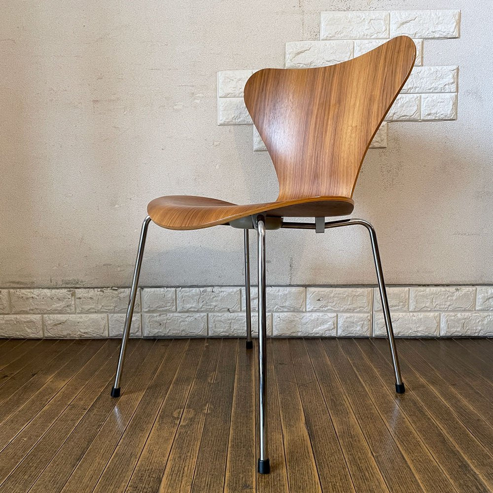 フリッツハンセン Fritz Hansen セブンチェア Seven Chair ダイニングチェア アルネヤコブセン Arne Jacobsen ウォールナット材 北欧家具 A ◎