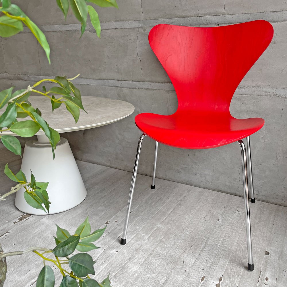 フリッツハンセン Fritz Hansen 3107 セブンチェア カラードアッシュ ガラレッド Gala red アルネ・ヤコブセン Arne Jacobsen 廃番カラー 90’s デンマーク 北欧家具 ♪