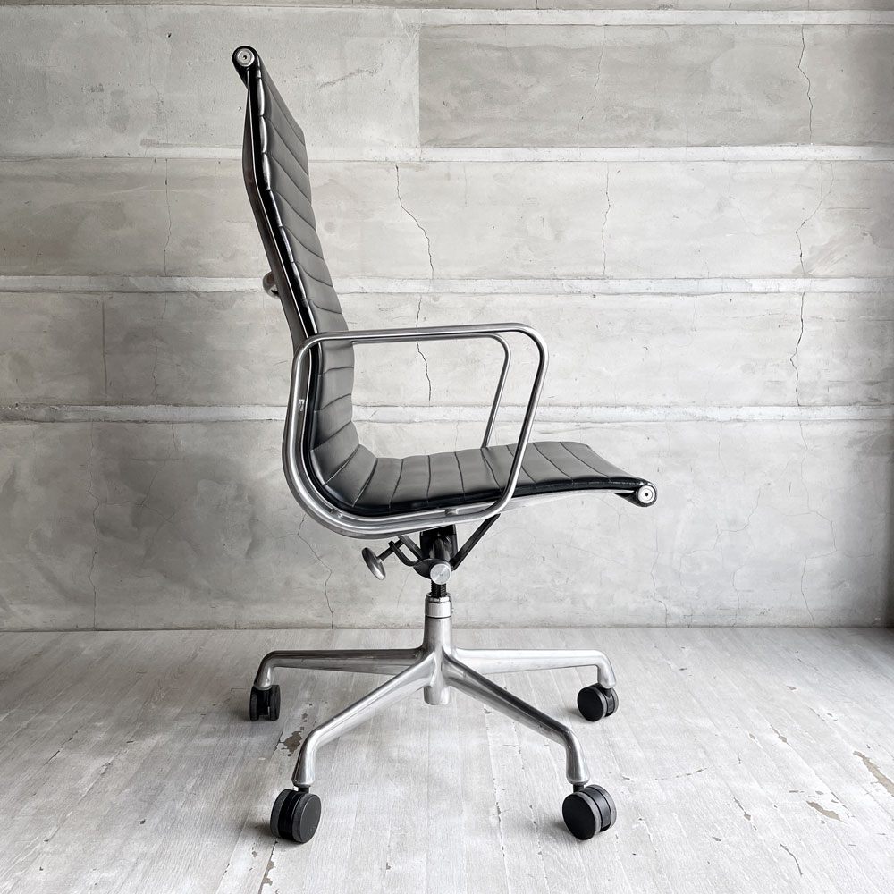 ハーマンミラー Herman Miller アルミナムグループ エグゼクティブチェア ハイバック レザーシート 本革 ブラック 5本脚 C&Rイームズ ミッドセンチュリー ♪