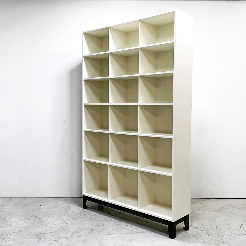 トラックファニチャー TRUCK FURNITURE ラボラトリーシェルフ LABORATORY SHELF ラワン x スチール 食器棚 飾り棚 うづくり加工 ホワイト 定価￥267,000- ●