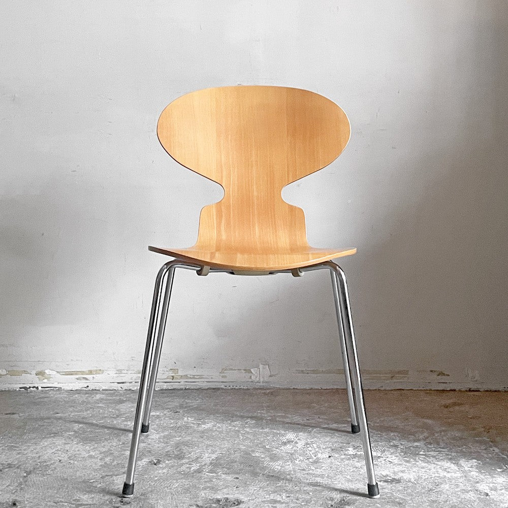 フリッツハンセン Fritz Hansen 3101 アリンコチェア アントチェア 4本脚 ナチュラルビーチ ラッカー仕上げ フェルトグライズ アルネ・ヤコブセン A ■