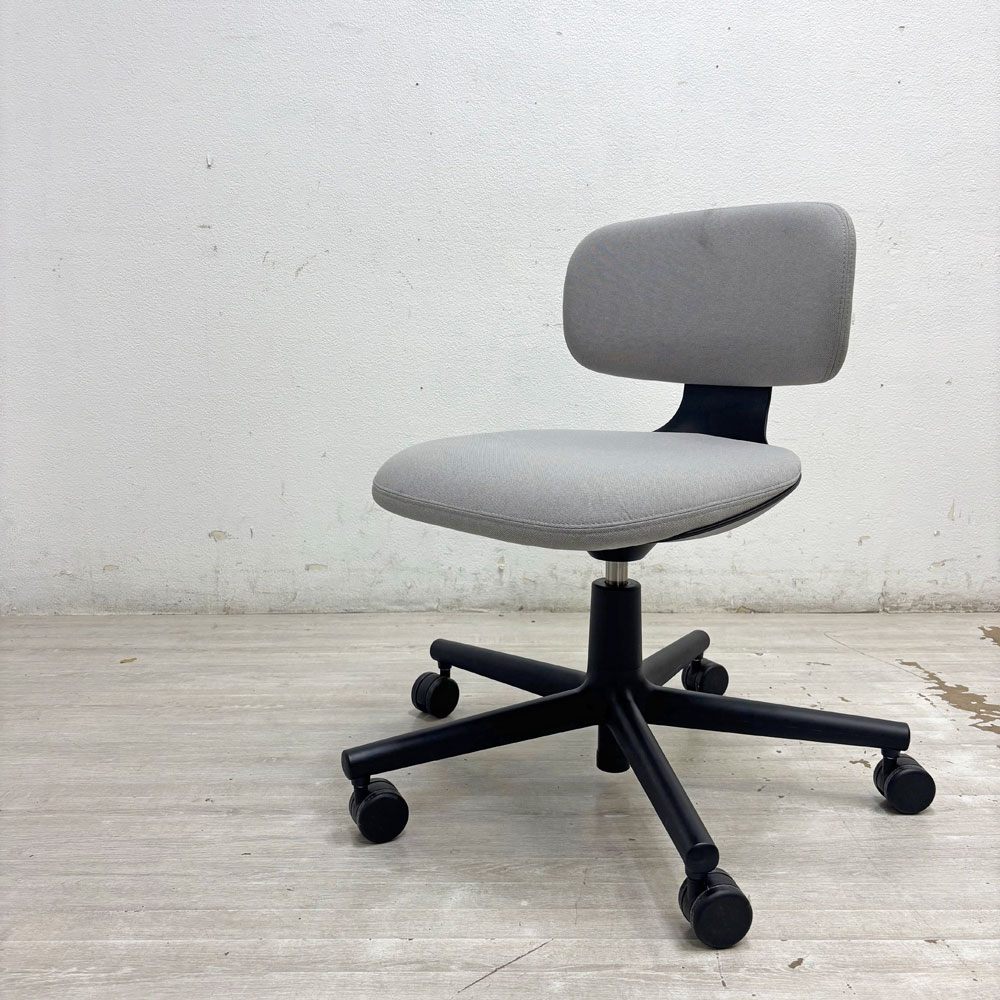 ヴィトラ vitra ルーキー Rookie デスクチェア キャスターチェア コンスタンチン・グルチッチ グレー系 ファブリッック 定価￥78,100-  B ●