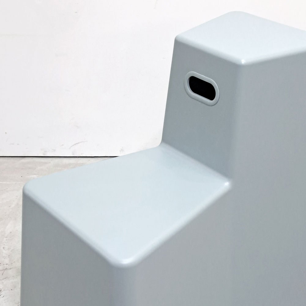 ヴィトラ vitra スツール ツール STOOL TOOL コンスタンチン・グルチッチ スタッキング ライトグレー スイス 定価48,400円 ●