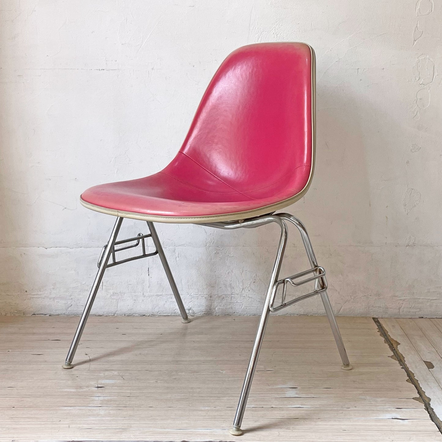ハーマンミラー Herman Miller サイドシェルチェア サード 3rdビンテージ PVCレザー FRP製 スタッキングベース イームズ B ★