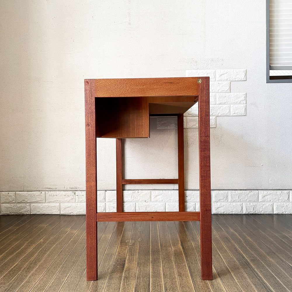 ボダフォース Bodafors チーク材 デスクドレッサー ミラー&収納付 W90.5cm バーティル・フリードホーゲン スウェーデンビンテージ 北欧家具 ◎