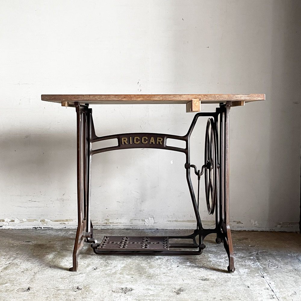 ビンテージ リッカー RICCAR ミシン脚テーブル デスク 作業台 無垢集成材天板 リメイク家具 ジャパンビンテージ ■