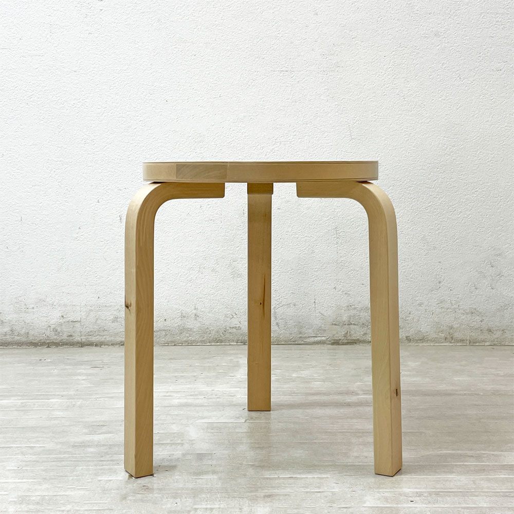 アルテック Artek スツール60 Stool60 ヴィッリ villi 90周年記念 フォルマファンタズマ バーチ材 ナチュラルラッカー 3本脚 アルヴァ・アアルト フィンランド 北欧家具 ●