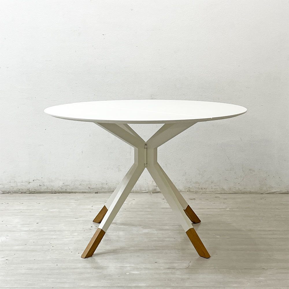 ボーコンセプト Boconcept ビルン BILLUND ラウンドテーブル バタフライテーブル マットホワイト×オーク デンマーク 北欧家具 ●