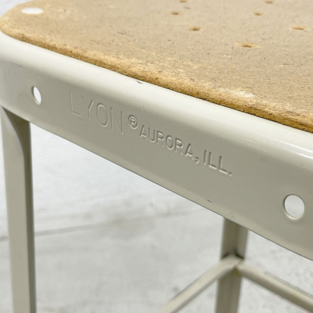 リオン LYON ファクトリースツール FACTORY STOOL プティホワイト Putty white プレスウッドシート カウンタースツール P.F.S取扱 ① 〓