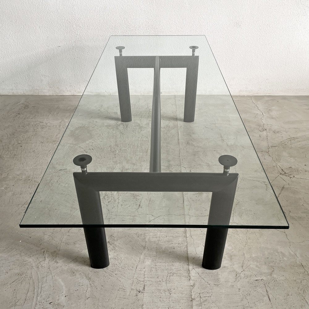 カッシーナ Cassina ターブル・テューブ・ダヴィオン 6 TABLE TUBE D’AVION LC6 ダイニングテーブル クリアガラス天板 ブラック脚 W225×D85cm ル・コルビジェ 定価￥1,111,000- 〓