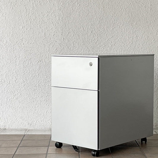 カッシーナ Cassina ixc. AFドロワー AF DRAWER デスクキャビネット ワゴン 鍵付属 キャスターロック機能付き イタリア ミニマルデザイン ◇