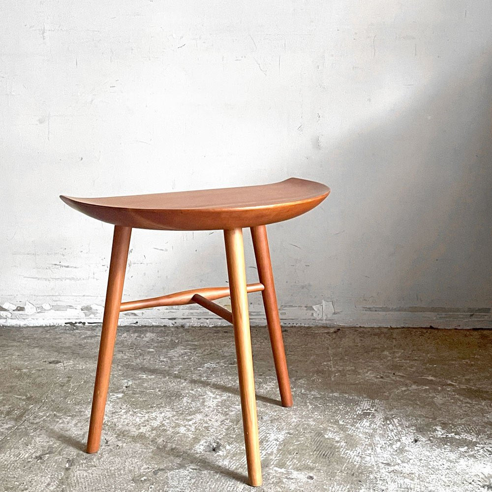 シキファニチア SIKI FURNITURE スツールテーブル STOOL TABLE 1 サイドテーブル ブラックチェリー無垢材 W45cm 板座 国産家具 ■