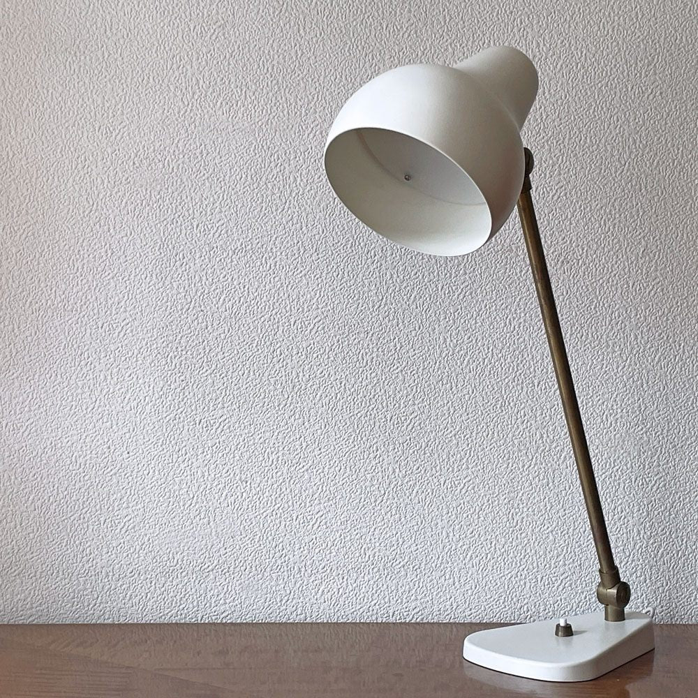 ルイスポールセン Louis Poulsen VL38 Table ラジオハウス テーブルランプ ホワイト LED 2段階調光 ヴィルヘルム・ラウリッツェン デンマーク 名作照明 定価107,800円 ◇