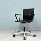 ヴィトラ vitra ゼロフォー 04. スタジオチェア アームレスト付 ブラック マールテン・ヴァン・セーヴェレン ◎