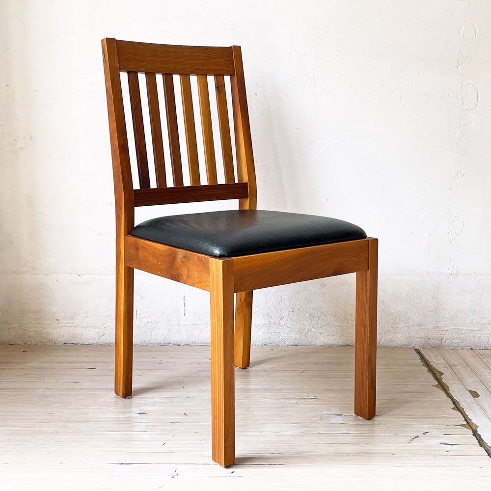 レグナテック LEGNATEC リーヴス Leaves ダイニングチェア ウォールナット無垢材 PVCレザー ブラック ￥52,800- B ★