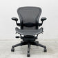 ハーマンミラー Herman Miller アーロンチェア Bサイズ ランバーサポート フル装備 グラファイトベース ビル・スタンフ ＆ ドン・チャドウィック 〓