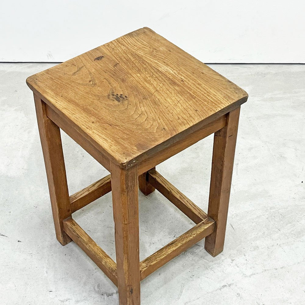 ジャパンビンテージ Japan Vintage スツール 図工椅子 角椅子 花台 ディスプレイスタンド 無垢材 木味 古家具 ●
