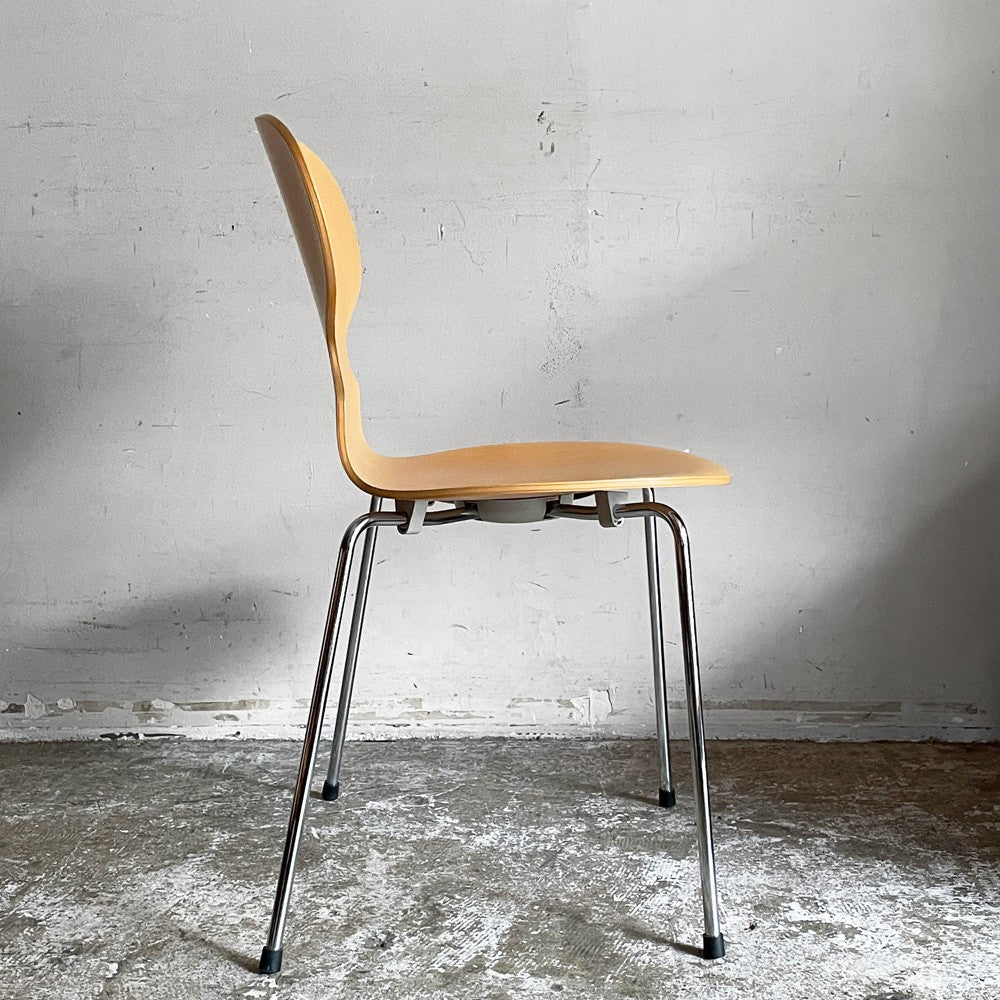 フリッツハンセン Fritz Hansen アントチェア 4本脚 ナチュラルビーチ ラッカー アルネ・ヤコブセン 北欧家具 ■