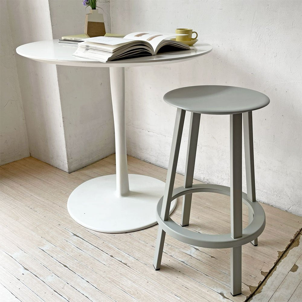 ヘイ HAY リボルバー バースツール ロー REVOLVER BAR STOOL LOW H65cm スカイグレー 回転式座面 レオン・ランズメイヤー デンマーク 定価￥49,500- ★