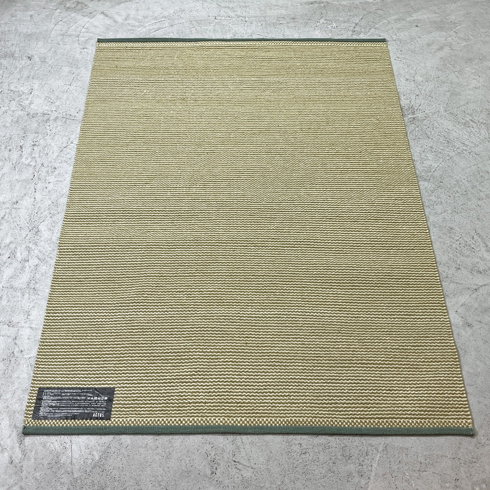 ファビュラ FABULA デイジー DAISY ラグ カーペット ニュージーランドウール 手織り デンマーク 200×140cm モダンデザイン ACTUS取扱 ●