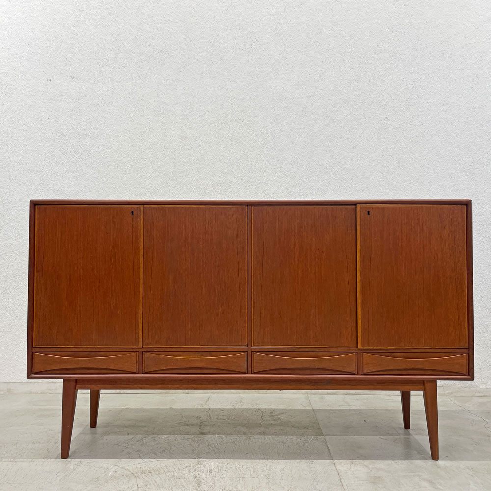 メーベルファブリケン リンデン Möbelfabriken Linden 北欧ビンテージ チーク材 サイドボード Teak Sideboard 60's VTG 〓