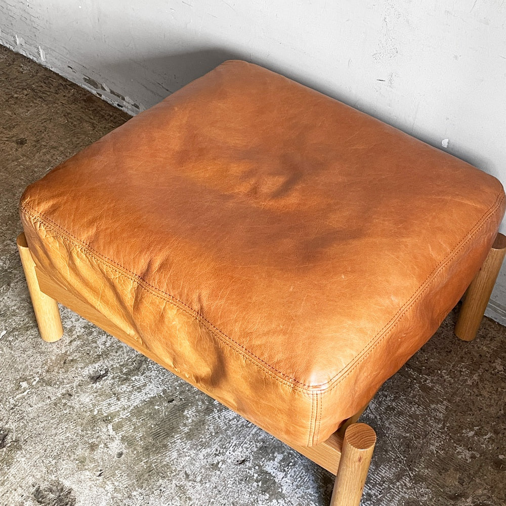 イデー IDEE ディモンシュ オットマン レザー DIMANCHE OTTOMAN Leather フルグレインレザー ブラウン マリナ・ボーティエ ナチュラルデザイン 定価 ¥149,900- ■