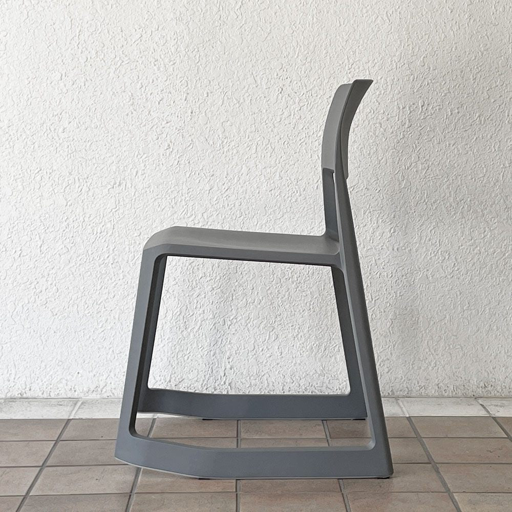 ヴィトラ Vitra ティプトン Tip Ton ワークチェア ダイニングチェア デスクチェア バサルト スタッキング チルト機能 定価￥50,600- ◇