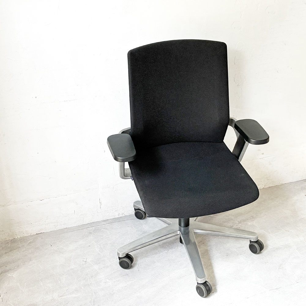 ウィルクハーン Wilkhahn オンチェア ON Chair デスクチェア ミドルバック キャスターチェア アーム可動 座面昇降 ドイツ グッドデザイン賞 ★