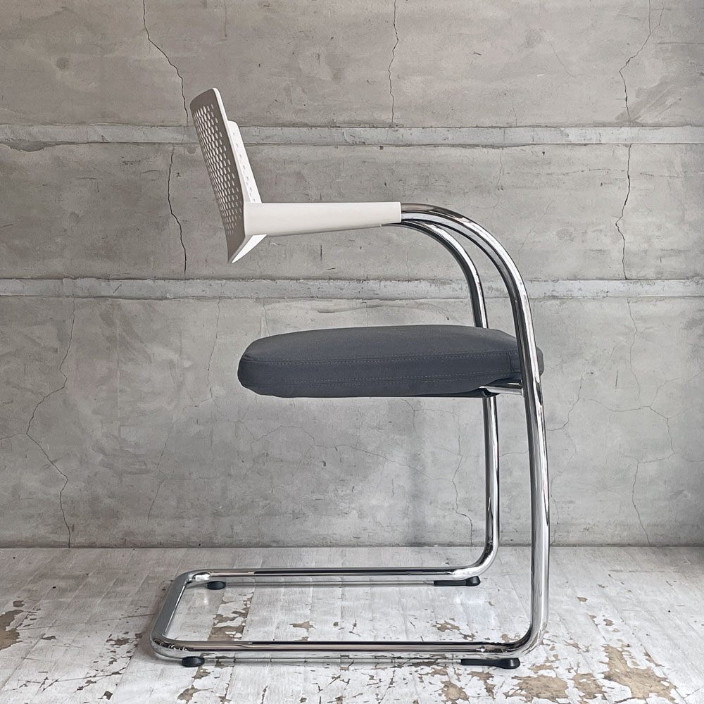 ヴィトラ vitra ビザビ2 Visavis2 アームチェア デスクチェア ホワイト/グレー カンティレバー スタッキング可能 アントニオ・チッテリオ D ♪