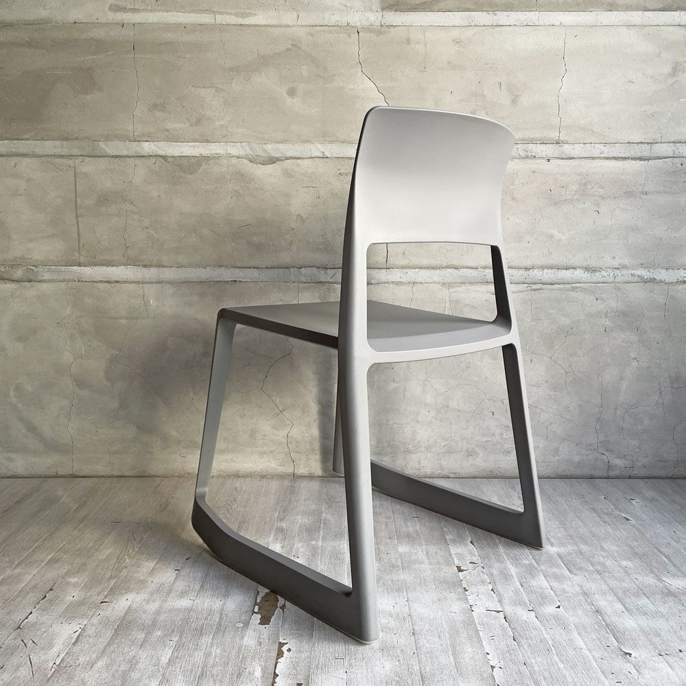 ヴィトラ Vitra ティプトン Tip Ton ワークチェア ダイニングチェア デスクチェア バサルト スタッキング チルト機能 定価￥47,300- A ♪