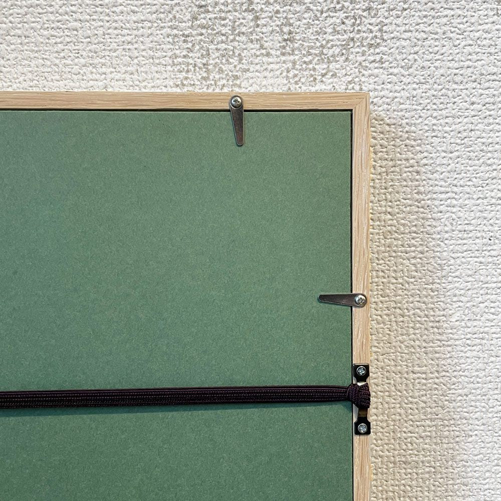 ニュートン newton 都立大 オリジナルウッドフレーム 額縁 オーダー品 オーク材 ワイパーホワイト 69.5×45.5cm 外箱付 ◎