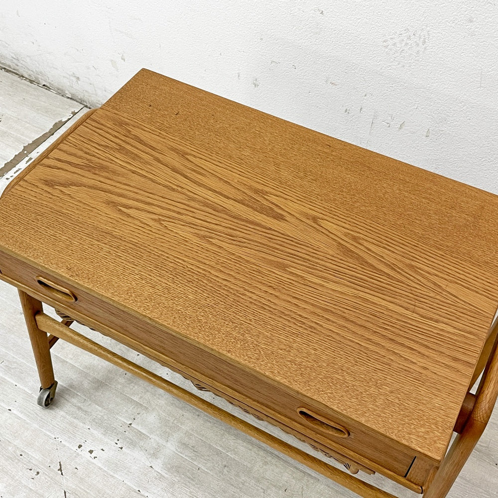 デンマークビンテージ Danish Vintage ソーイングテーブル サイドテーブル オーク材ラタンバスケット キャスター付き 北欧家具 ●