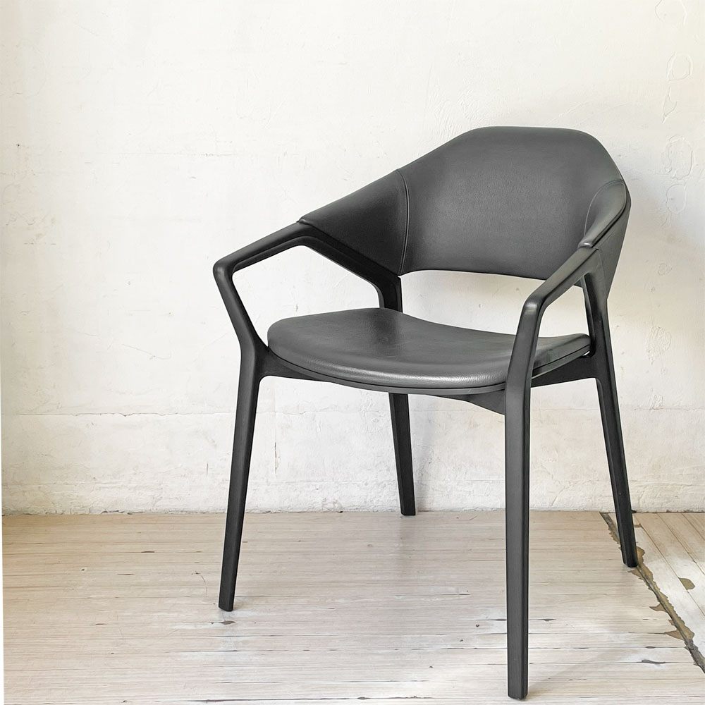 カッシーナ Cassina 133 イコ ICO アームチェア オラ・イト ORA ITO モダン イタリア 定価528,000円 ★