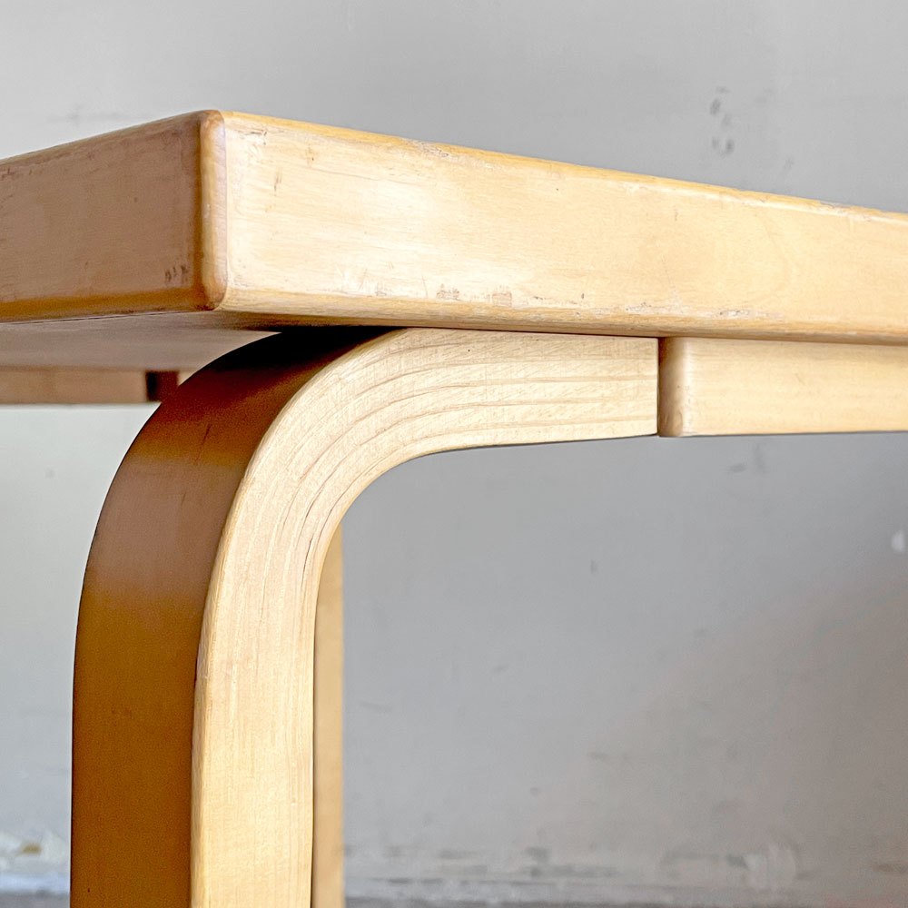 アルテック artek コーヒーテーブル バーチ材 ナチュラルラッカー 80×60cm アルヴァ・アアルト 北欧家具 フィンランド ■