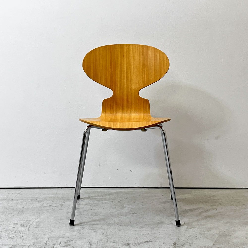 フリッツハンセン Fritz Hansen 3101 アリンコチェア アントチェア 4本脚 ナチュラルビーチ ラッカー仕上げ フェルトグライズ アルネ・ヤコブセン C ●