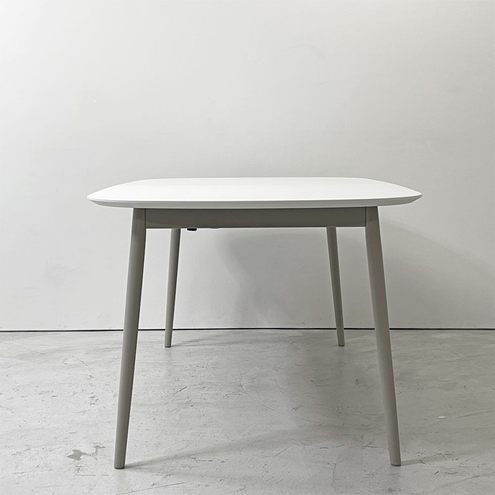 ボーコンセプト BoConcept キングストン Kingstone 伸張式ダイニングテーブル エクステンション マットホワイト ラッカー仕上げ 160-230cm 北欧 デンマーク 定価￥205,900- ●