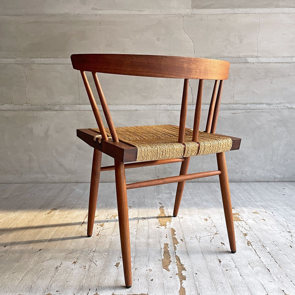桜製作所 グラスシートチェア GRASS SEATED CHAIR アームチェア ウォールナット無垢材 い草 ジョージ・ナカシマ George Nakashima 焼印有り ♪