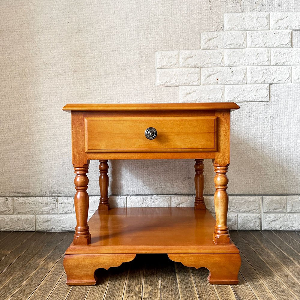 横浜ダニエル DANIEL クーガー Cougar サイドテーブル A-311 ナイトテーブル 樺桜材 W50cm アーリーアメリカン 参考価格19万円 ◎