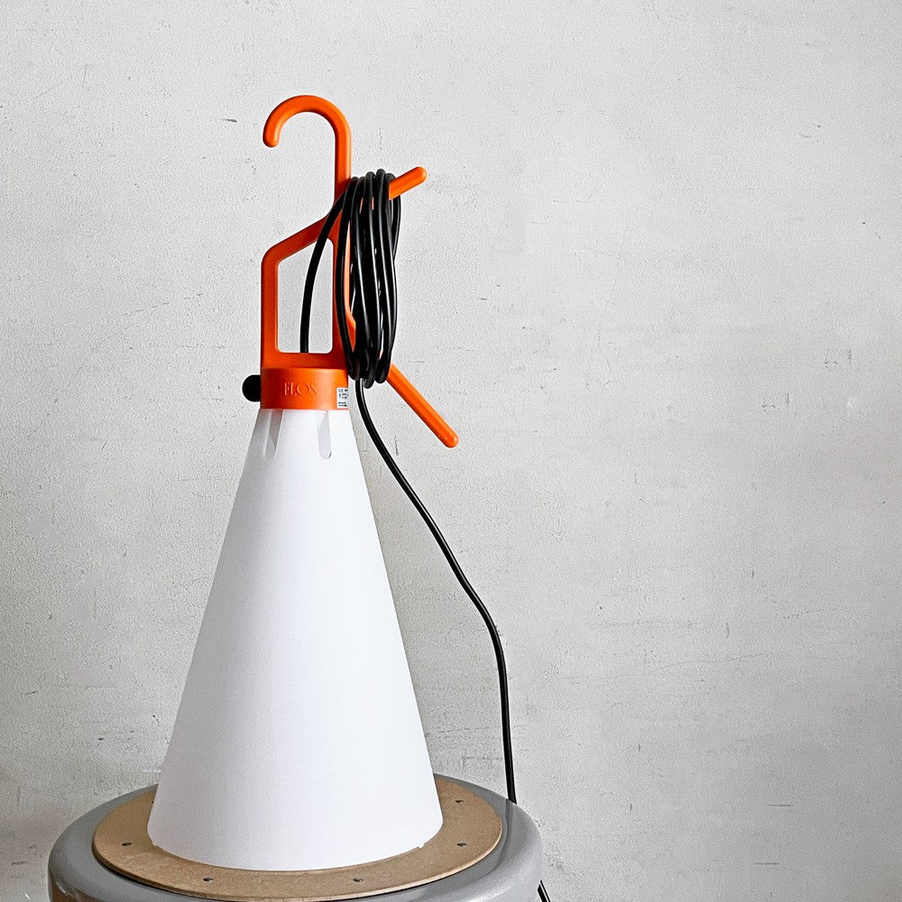 フロス FLOS メイデイ MAYDAY マルチライト スタンドライト オレンジ コンスタンチン・グルチッチ Konstantin Grcic MoMA 名作照明 定価￥28,600- ■
