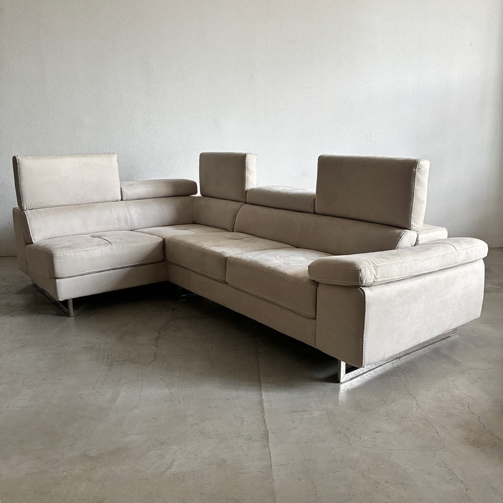 リラックスフォーム RELAX FORM 関家具 ロブスト ROBUSTO シェーズロング + 2P 右 カウチソファ W273cm コーナーソファ プライムレザーテックス PLT111 プラチナグレー 定価￥374,275の品 展示美品 〓