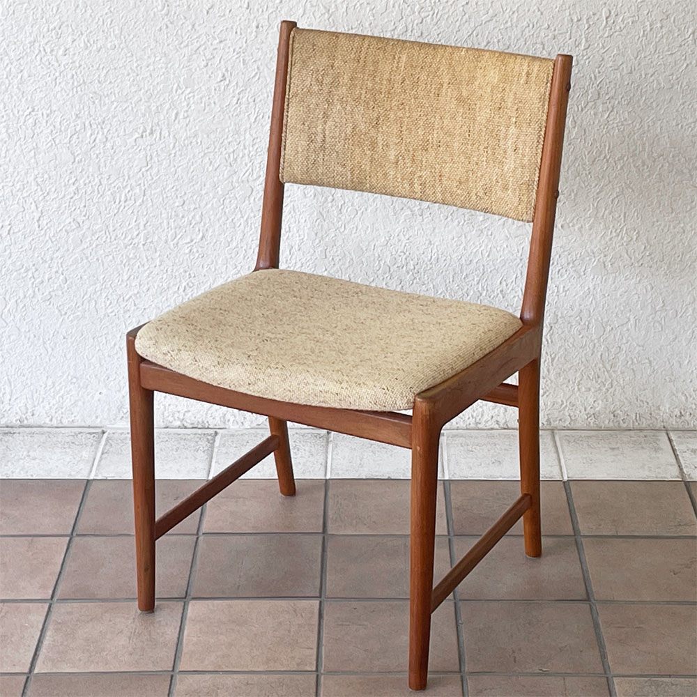 北欧ビンテージ Vintage チーク無垢材 ダイニングチェア ファブリック ベージュ系 ミッドセンチュリー A ◇
