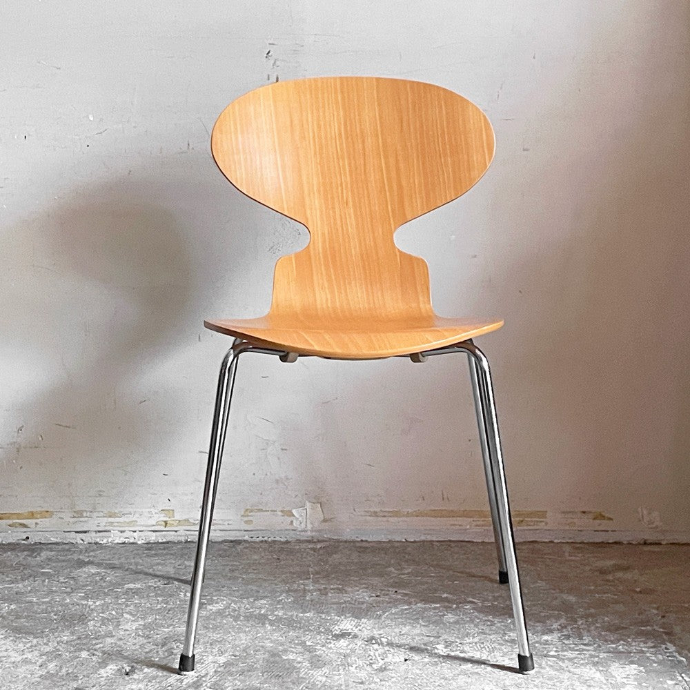 フリッツハンセン Fritz Hansen 3101 アリンコチェア アントチェア 4本脚 ナチュラルビーチ ラッカー仕上げ フェルトグライズ アルネ・ヤコブセン B ■