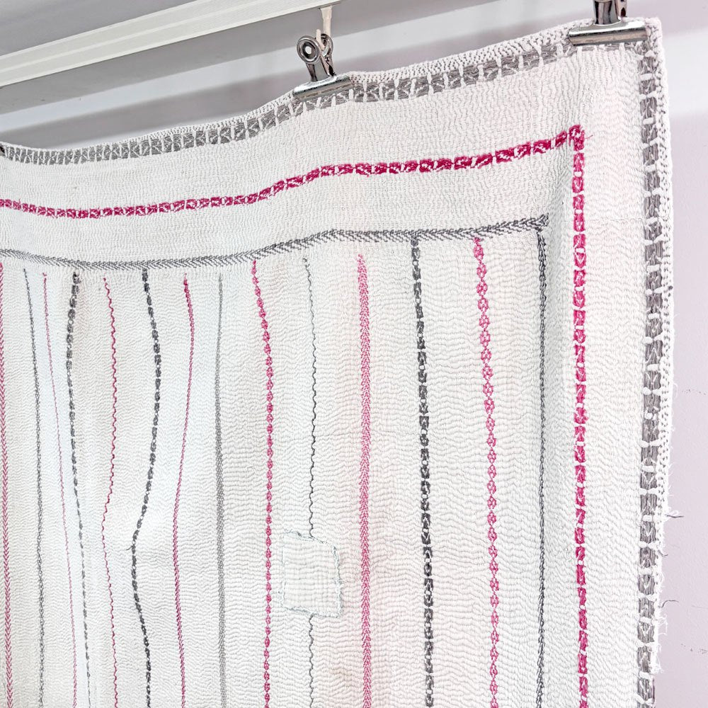ビンテージキルト vintage 古布 インドキルト 155×115cm ハンドメイド LIGHT YEARS取扱 ●
