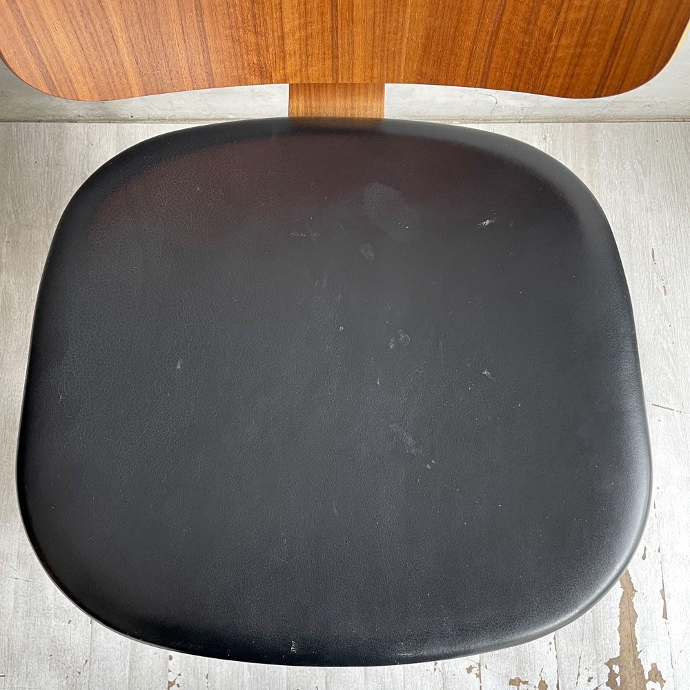ボーコンセプト BoConcept オーフス Aarhus ダイニングチェア ウォールナット材 プライウッド PVCレザー デンマーク 北欧モダン 廃番 A ♪