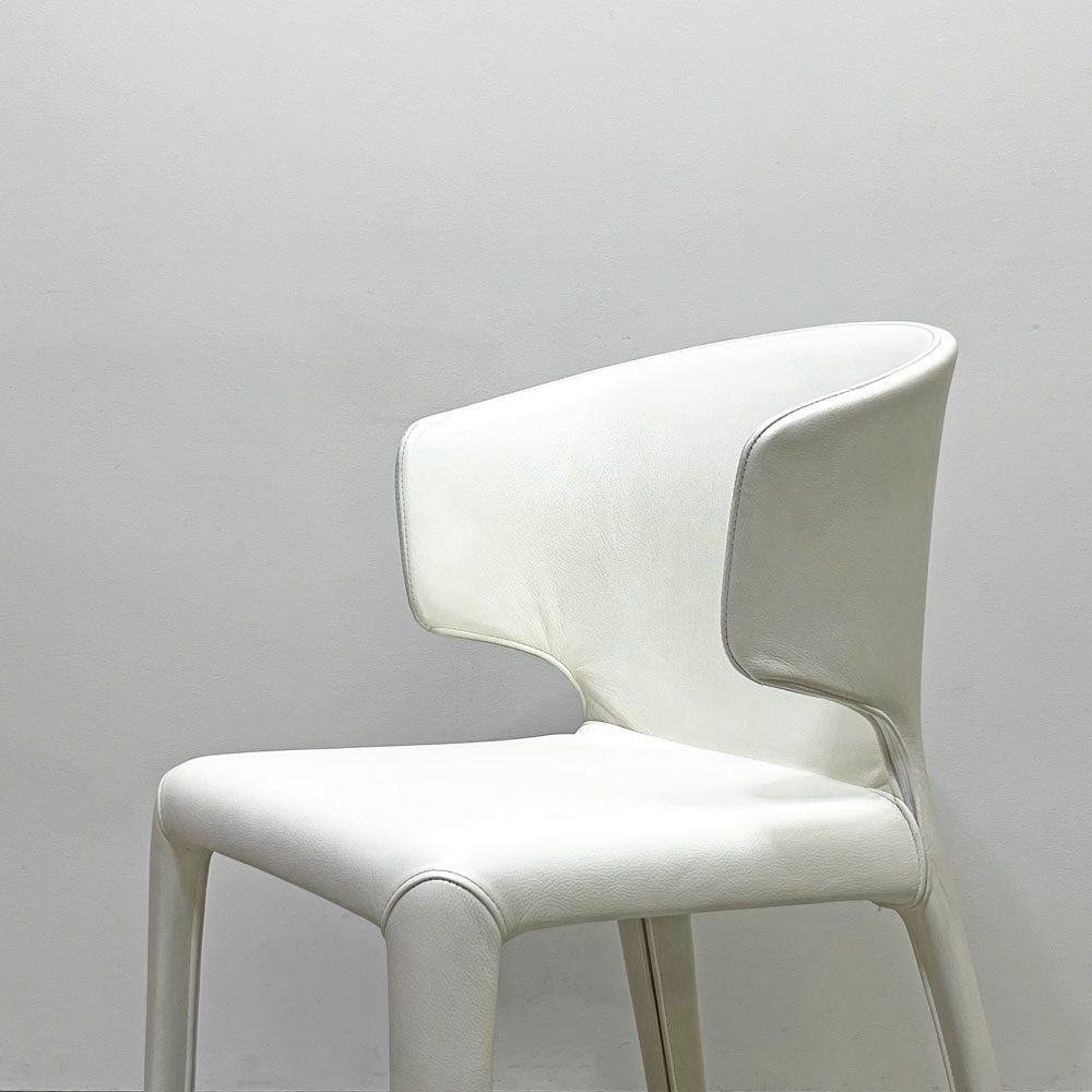 カッシーナ Cassina オラ 367 HOLA アームチェア 本革 フルレザー ホワイト ハンス・ウェッツスタイン 定価￥374,000- A ●