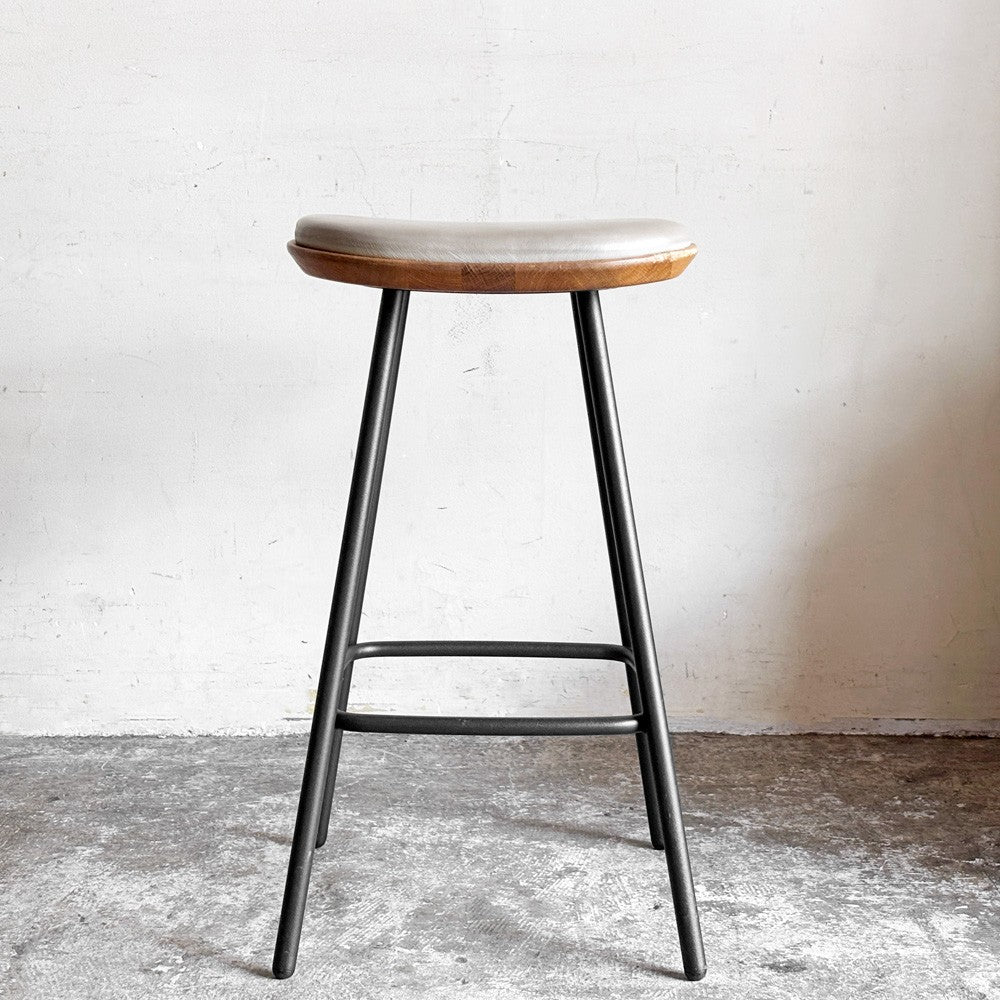 クルーガーブラザーズ BRDR.Kruger ポーリーン Pauline バースツール OEO Studio メタルレッグ デンマーク 北欧 モダン A ■